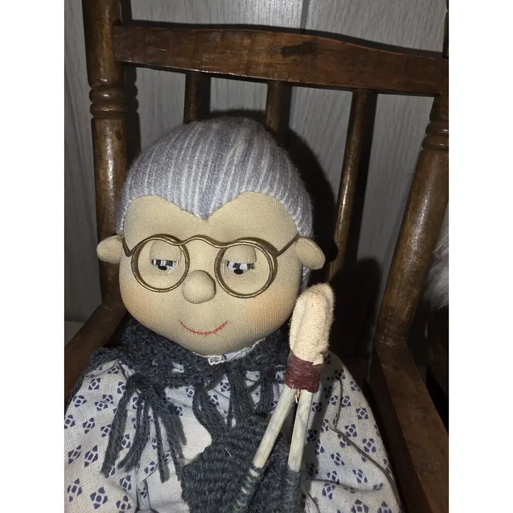 Vintage German Oma And Opa Grandma Grandpa Handmade Dolls In Rocking Chairs Read